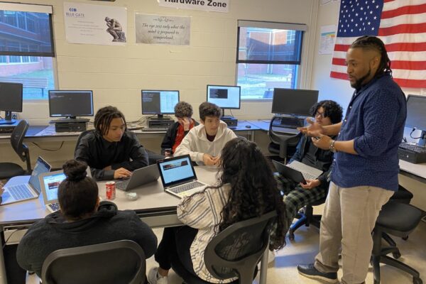 Photo of John Overton High School Dual Enrollment students