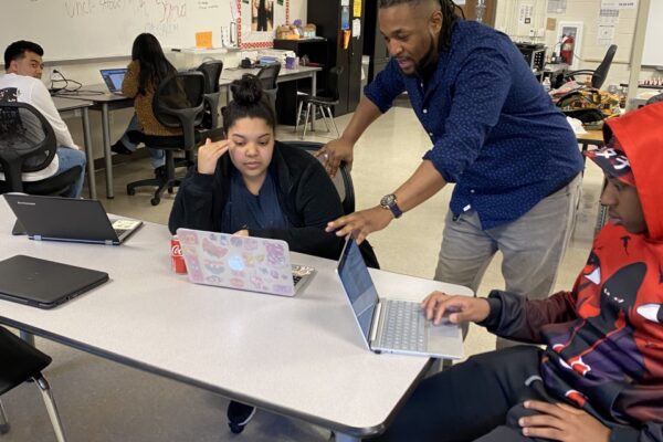 Photo of John Overton High School Dual Enrollment students