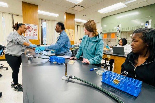 Photo of Shuli-Zhang-Microbiology_students