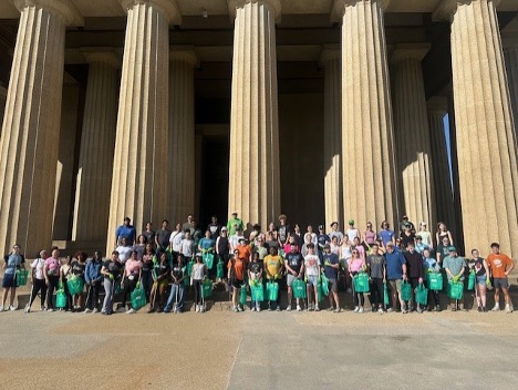 group of students in front of the Parthenon at Centennial Park. Nashville, TN.